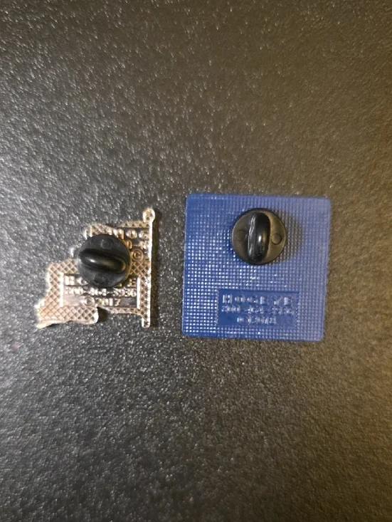 Set of 8 Collectible Hogeye, Wal-Mart Enamel Pins Holiday, Patriotic, Lapel Pins - Picture 9 of 9